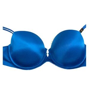 Victoria’s Secret very sexy uplift 34DD